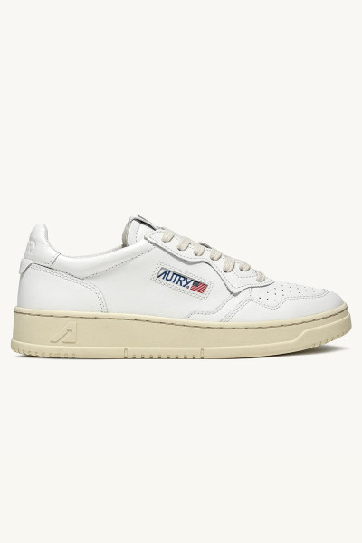 AUTRY Low Leather Sneakers Medalist