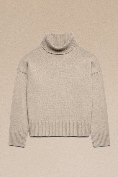 AMI PARIS Wool & Cashmere Turtleneck Sweater